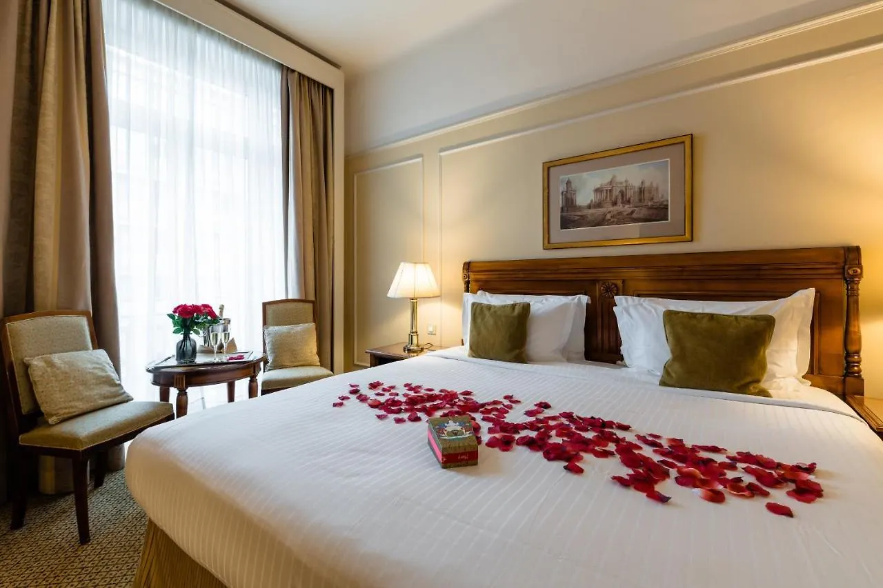 Hotel Le Plaza Βρυξέλλες 5*,
