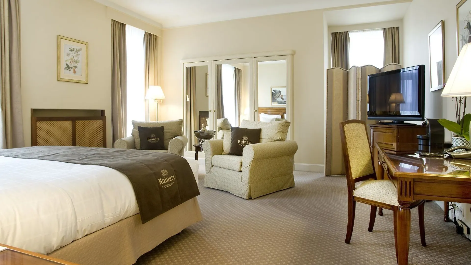 Hotel Le Plaza Βρυξέλλες 5*,